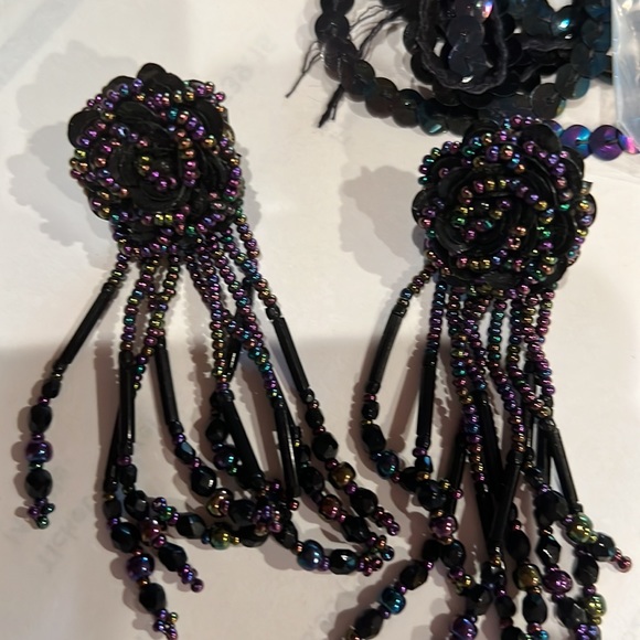 Beaded dress, very fitted..ptp 15 1/2  waist 13in , length approximately 39in - Picture 8 of 8